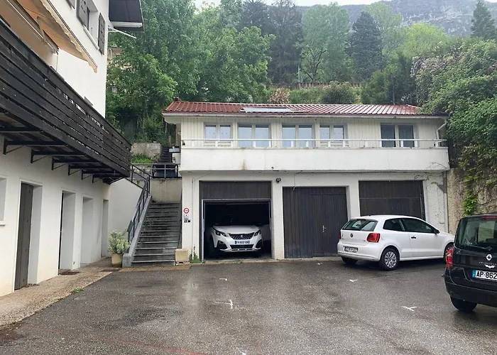 Le Savoyard chez Emmanuelle Veyrier du Lac